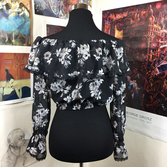 VTG 80s black sheer floral ots ruffle crop top - Picture 2 of 7